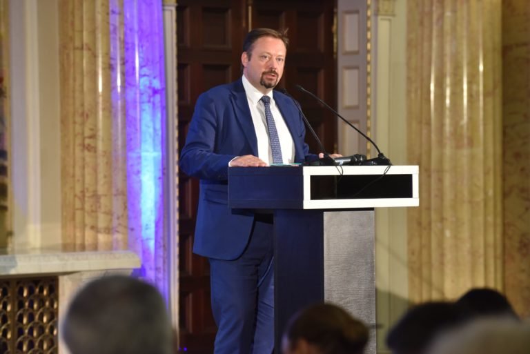 Discursul domnului Franck Neel, preşedintele FPPG, coorganizator al conferinţelor Pactul pentru Muncă – Gala Antreprenor in Romania, 30 septembrie 2019