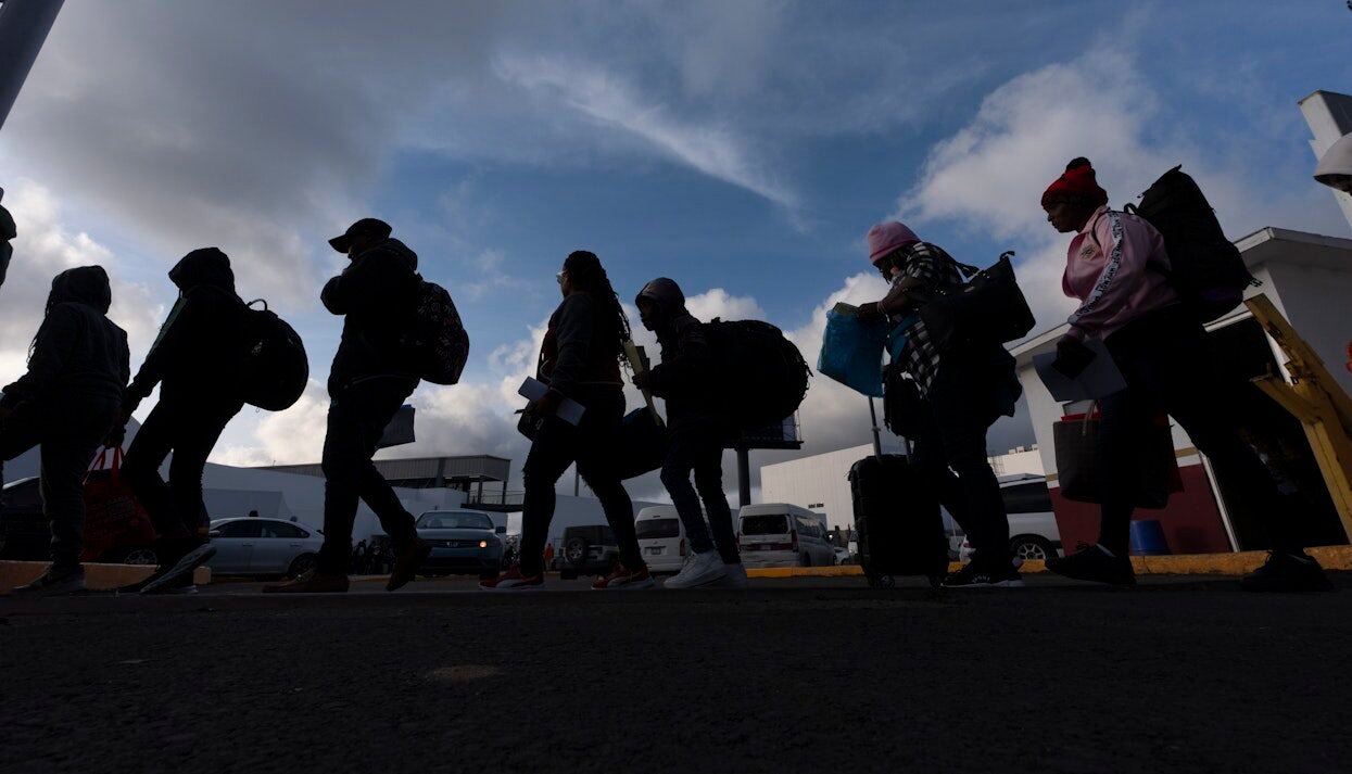 Romania isi da testul migratiei Foto Gregory Bull AP