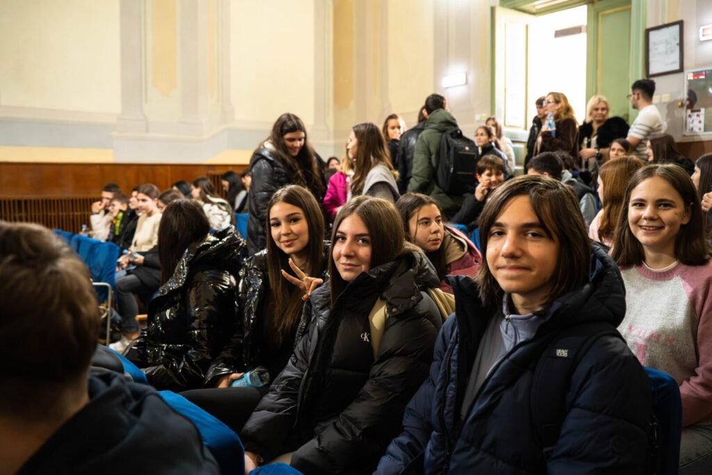 Pactul pentru Tineri