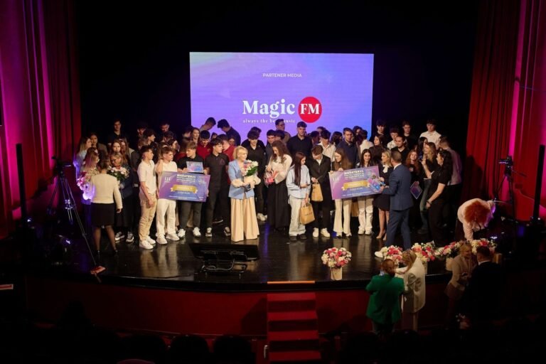 Semifinala județeană Maratonul pentru Educație Antreprenorială IV Neamț a desemnat echipa câștigătoare