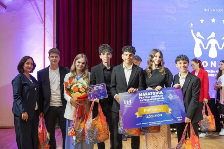 Echipa RePath a Liceului Teologic Penticostal Betel va reprezenta județul Bihor în marea finală a Maratonului pentru Educație Antreprenorială