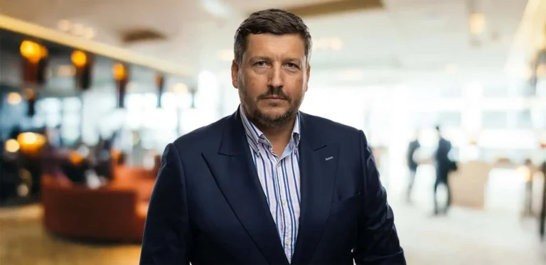 Echipa nu vrea un lider perfect, vrea un lider real care nu o transformă în pernă emoțională